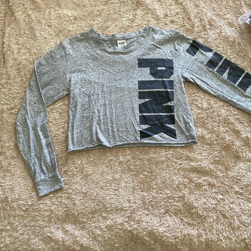 PINK long sleeve crop top!